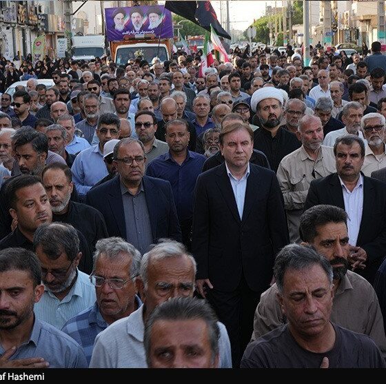 تشییع پیکر مطهر بانوی شهیده جنگ تحمیلی سوم در بوشهر
