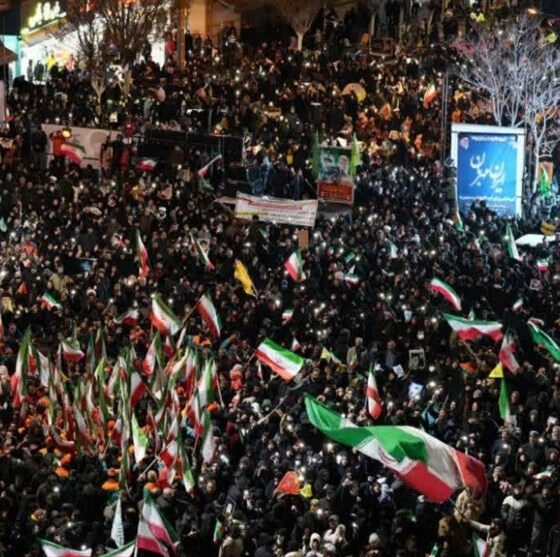 حضور حماسی مردم عامل مؤثر در افزایش توان بازدارندگی کشور است