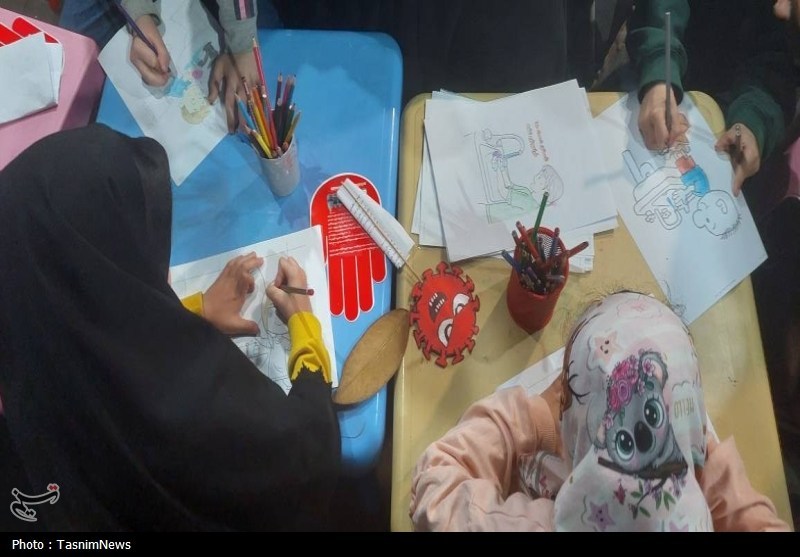 حضور کادر درمان در کف میدان؛ آموزش سلامت تعطیل‌بردار نیست