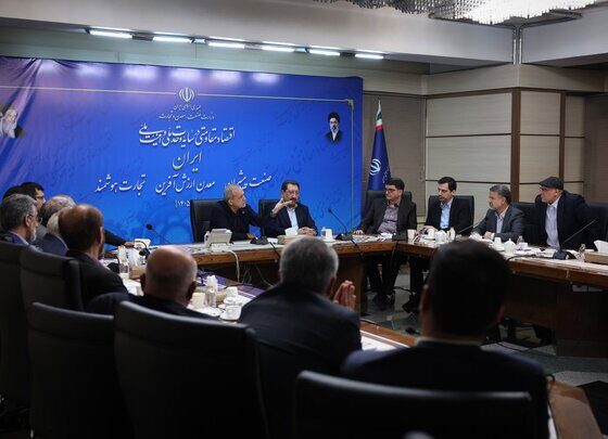 روایت پزشکیان از دیدار با رهبر معظم انقلاب