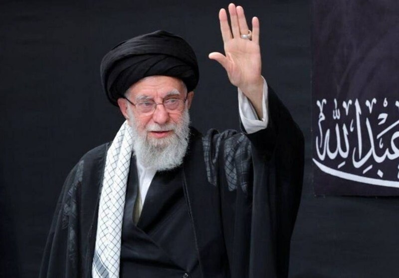 روایتی از ستایش دهه نودی و سودای کشیدن چهره رهبر آسمانی روایتی از ستایش دهه نودی و سودای کشیدن چهره رهبر آسمانی
