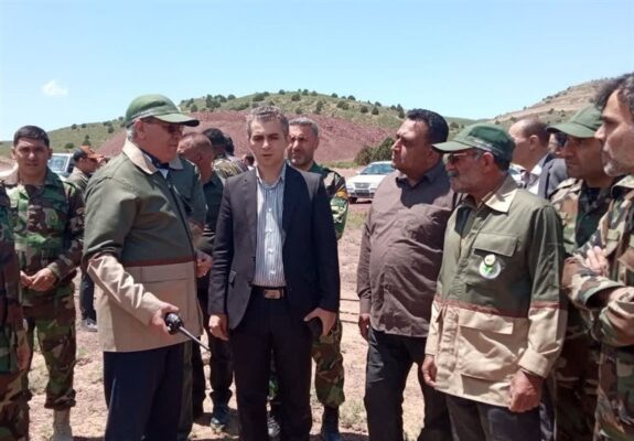 زنگ هشدار آتش در سیاهکوه تویه دروار به صدا درآمد