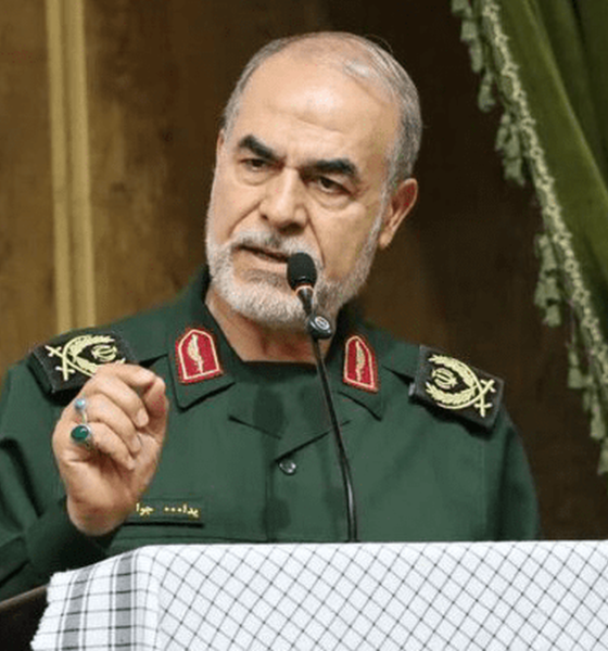 سردار جوانی: تردد در تنگه هرمز فقط با اجازه ایران/ با هر شناور متعلق به دشمن برخورد می‌کنیم
