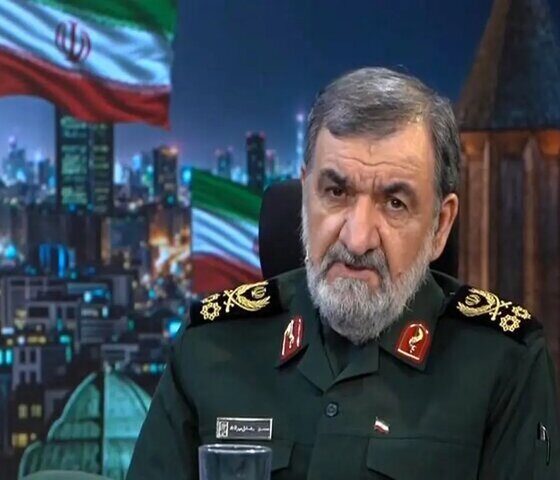سرلشکر رضایی: ما در مذاکره جدی و در دفاع جدی تر هستیم