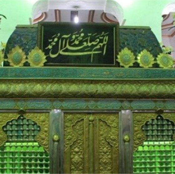 ضریح جدید سبزقبا دزفول در نجف ساخته می‌شود