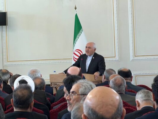 ظریف: میدان، خیابان و دیپلماسی بزرگترین دارایی برای ما هستند