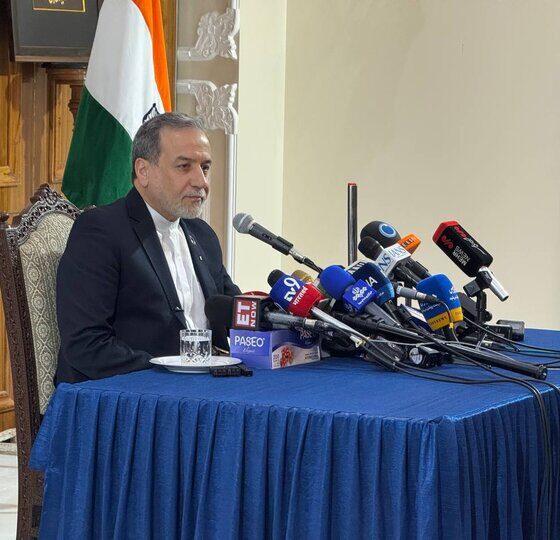 عراقچی: آمریکا قابل اعتماد نیست؛ هر روز پیام متناقض می‌دهند