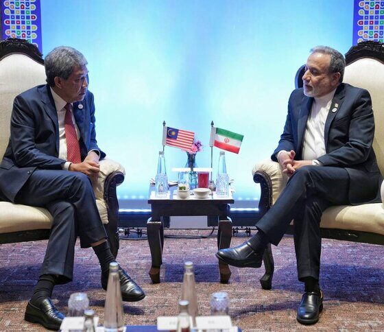 عراقچی: نمی‌توان برای تامین امنیت منطقه به آمریکا و اسرائیل متکی بود