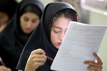 عقبنشینی از خبر مجازی شدن امتحانات!/ آب پاکی آموزش و پرورش روی دست دانشآموزان عقبنشینی از خبر مجازی شدن امتحانات!/ آب پاکی آموزش و پرورش روی دست دانشآموزان