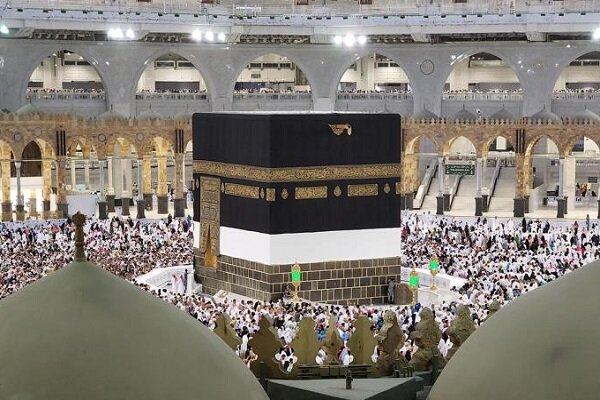 عید قربان؛ تجلی بندگی و عبور از تعلقات در مکتب ادیان ابراهیمی عید قربان؛ تجلی بندگی و عبور از تعلقات در مکتب ادیان ابراهیمی