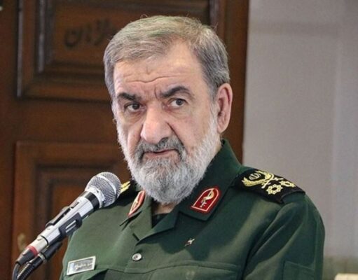 محسن رضایی: اجازه نمی‌دهیم آمریکا بدون پرداخت هزینه فرار کند