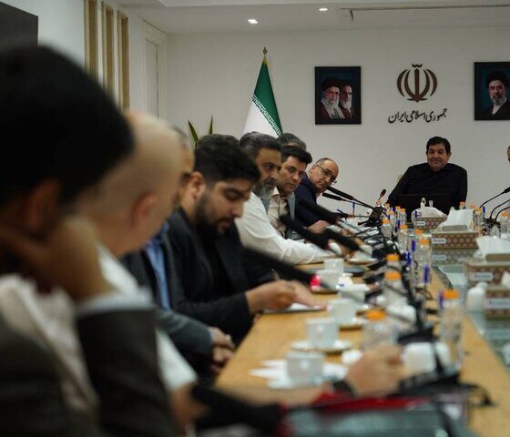 مخبر: تنها راه حل مشکلات کشور، قوی شدن از راه علم و فناوری است