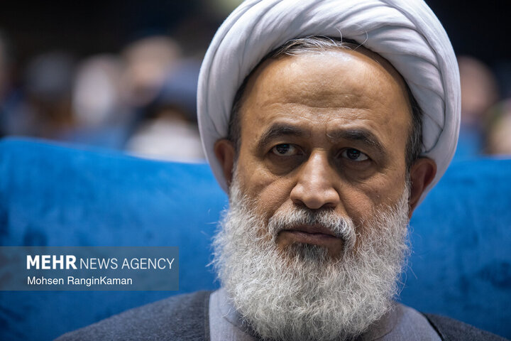 مسلمانان با ترک جهاد آبروی دین را می‌برند؛ شهید رئیسی «حق‌الجهاد» کرد