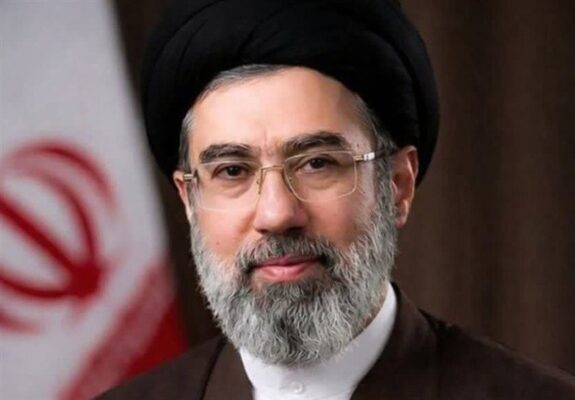 مطالبه مقام معظم رهبری نیازمند نظریهپردازی درباره زبان فارسی مطالبه مقام معظم رهبری نیازمند نظریهپردازی درباره زبان فارسی