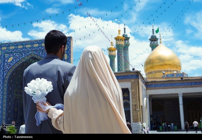 میزبانی اتاق عقد حرم بانوی کرامت از 90 زوج جوان در روز ازدواج + تصاویر