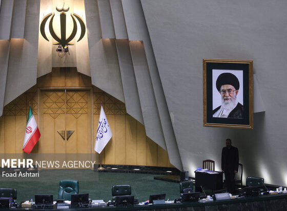نگاهی به ترکیب جدید هیئت رئیسه مجلس