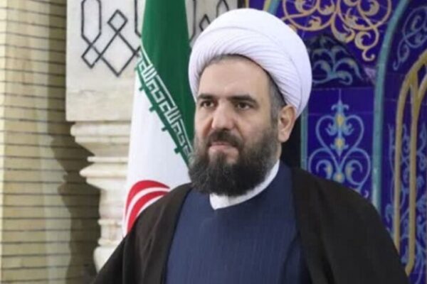 هشدار امام جمعه مهستان درباره انتقال اختلاف خواص به مردم هشدار امام جمعه مهستان درباره انتقال اختلاف خواص به مردم