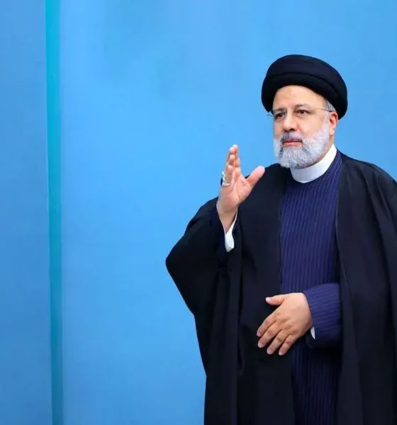 همزمان با سالروز شهادت ابراهیم رئیسی؛ دیوارنگاره میدان انقلاب رونمایی شد
