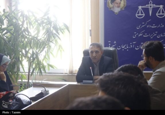 وضعیت اقتصادی بازار زیر ذره‌بین دانشجویان؛ از موازی‌کاری تا اثر نظارت