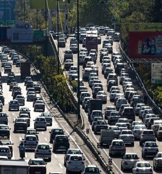 وضعیت ترافیک معابر و بزرگراه های شهر تهران / ترافیک سنگین در این معابر گزارش شد