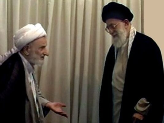 پیشبینی آیتالله بهجت درباره رهبر شهید انقلاب پیشبینی آیتالله بهجت درباره رهبر شهید انقلاب