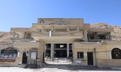 کلکسیونی از جنایات جنگی در حمله به دادگستری لارستان رخ داده است