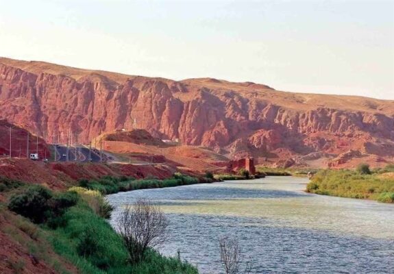 گزارش وضعیت پروژههای استراتژیک ارس؛ تثبیت خاک و انتقال آب گزارش وضعیت پروژههای استراتژیک ارس؛ تثبیت خاک و انتقال آب