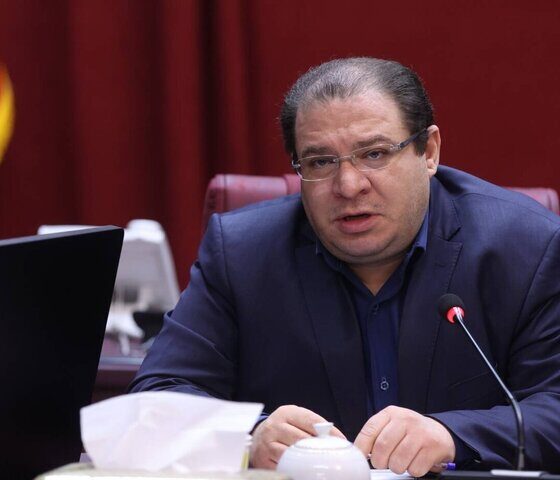گلزاری: کشور درگیر جهاد اکبر صرفه‌جویی است