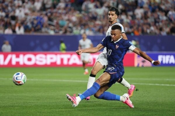 امباپه در تعقیبِ مسی/ ستاره فرانسوی به رکورد کلوزه رسید امباپه در تعقیبِ مسی/ ستاره فرانسوی به رکورد کلوزه رسید