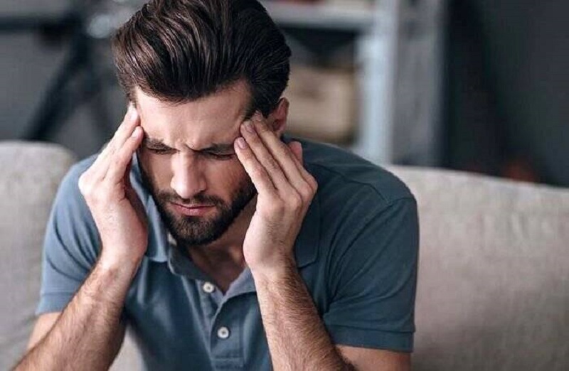 این عادت‌های روزمره هشدار می‌دهد که اضطراب شما زیاد است