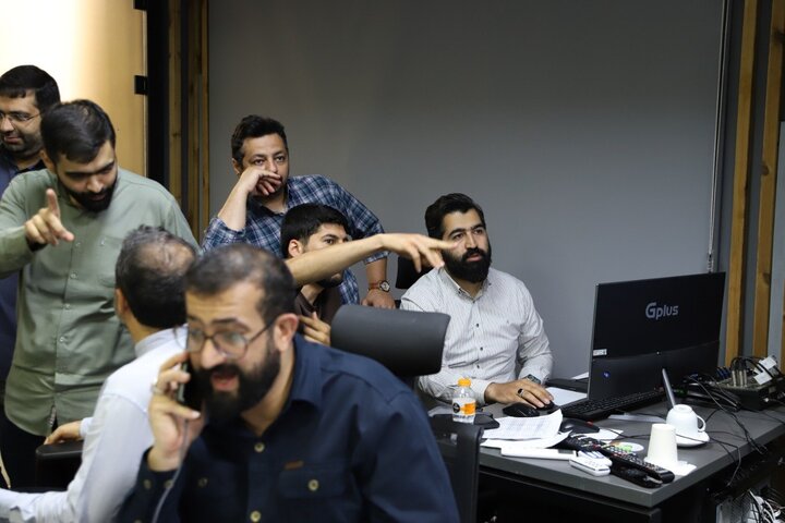 تا صبحِ یک جشن بزرگ؛ روایت برپایی جشن ۱۰کیلومتری عید غدیر در شام آخر تا صبحِ یک جشن بزرگ؛ روایت برپایی جشن ده کیلومتری عید غدیر در شام آخر