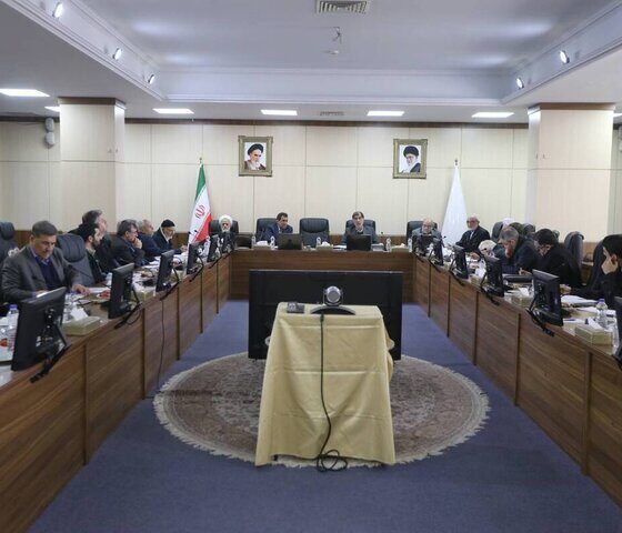 تاکید بر تدوین سیاست‌های کلی بازسازی و تحول اقتصادی در مجمع تشخیص