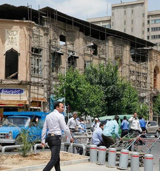 تصاویر کمیاب از خیابان ناصرخسرو و شمس‌العماره ۱۰۴ سال پیش+ عکس
