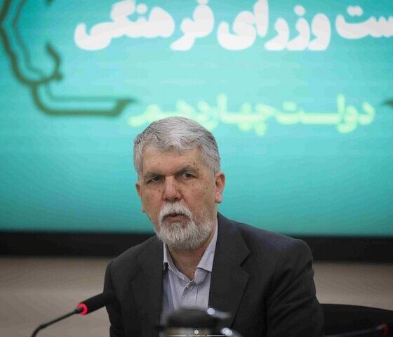 جامعه ایرانی با تکیه بر دینداری و مقاومت سرمایه‌ای عظیم برای کشور است