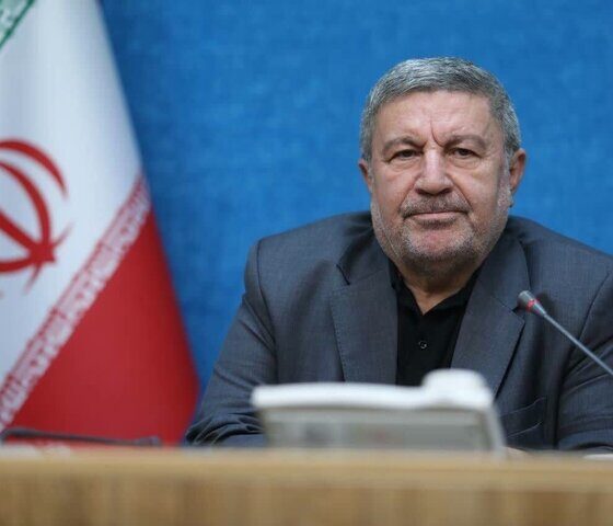 حضرتی: نشانی از تسلیم در فرهنگ و هویت ایران نیست