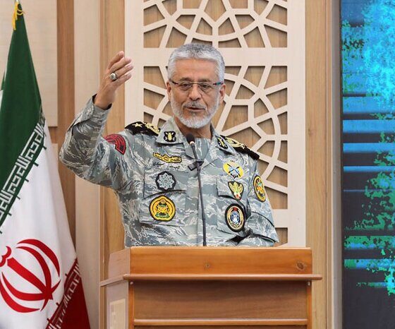 دریادار سیاری: اصحاب رسانه، سربازان خط مقدم هستند