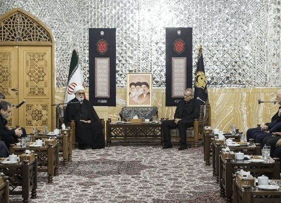 رئیس جمهور با تولیت آستان قدس رضوی دیدار و گفتگو کرد