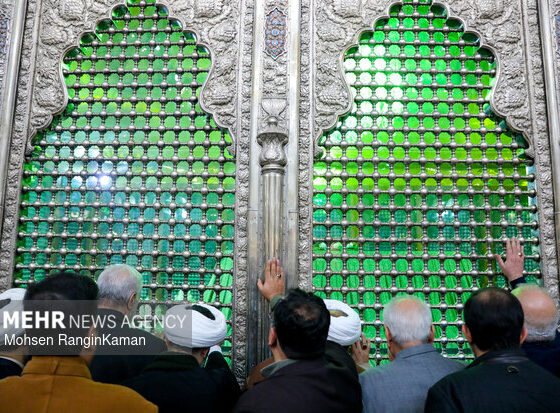 شعار سالگرد ارتحال امام/ «میثاق با امامین انقلاب و بیعت با رهبری»