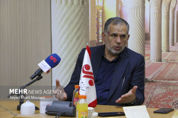 شهید علی هاشمی باید وارد کتاب‌های درسی خوزستان شود
