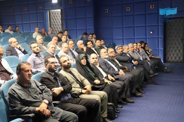 صاحب سینما شدن ماکو در مجموعه «هتل مأوی»/ تنها سینمای ماکو؛ سینما قدس در سال ۱۳۷۵ به دلیل فرسودگی تعطیل شد صاحب سینما شدن ماکو در مجموعه «هتل مأوی»/ تنها سینمای ماکو؛ سینما قدس در سال ۱۳۷۵ به دلیل فرسودگی تعطیل شد