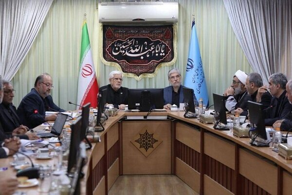 عارف: هیچ اعتمادی به دشمن نداریم عارف: هیچ اعتمادی به دشمن نداریم