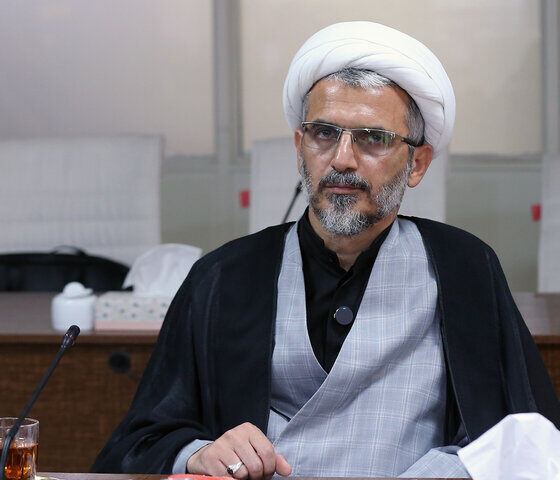 عاشورا در منظومه فکری رهبر شهید، الگوی تاریخی برای همه اعصار است