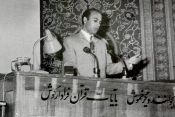 ماجرای دیدار دکتر شریعتی و علامه جعفری؛ شریعتی جسارت بیان دیدگاه داشت ماجرای دیدار دکتر شریعتی و علامه جعفری؛ شریعتی جسارت بیان دیدگاه داشت