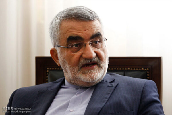 مجلس مدیریت بر تنگه هرمز را قانونمند می‌کند؛ عمان نیز پای کار است