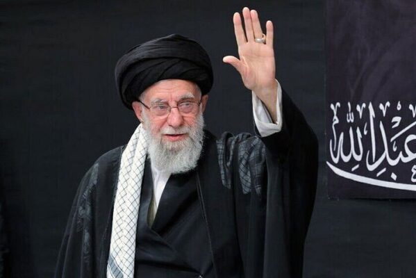 نشست علمی «عاشورا در منظومه فکری رهبر شهید» برگزار میشود نشست علمی «عاشورا در منظومه فکری رهبر شهید» برگزار میشود