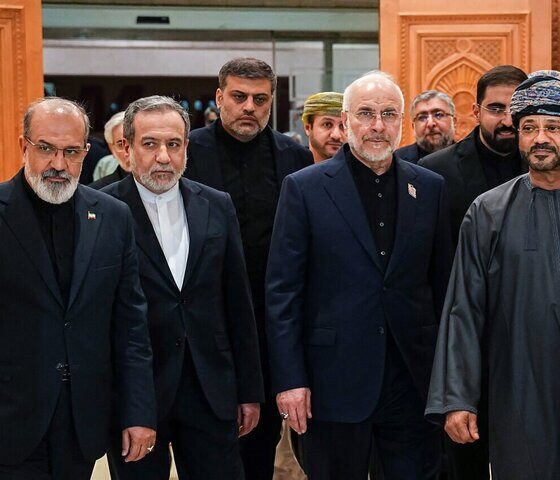 هیئت «میناب ۱۶۸» مسقط را به مقصد تهران ترک کرد
