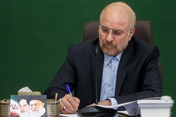 پیام تسلیت قالیباف در پی درگذشت حاج اکبر مولایی پیام تسلیت قالیباف در پی درگذشت حاج اکبر مولایی