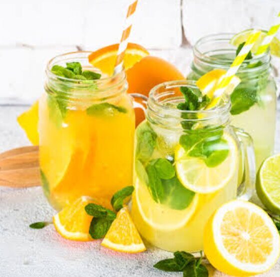 بهترین نوشیدنی‌های تابستان برای جبران کم‌آبی بدن+ طرز تهیه