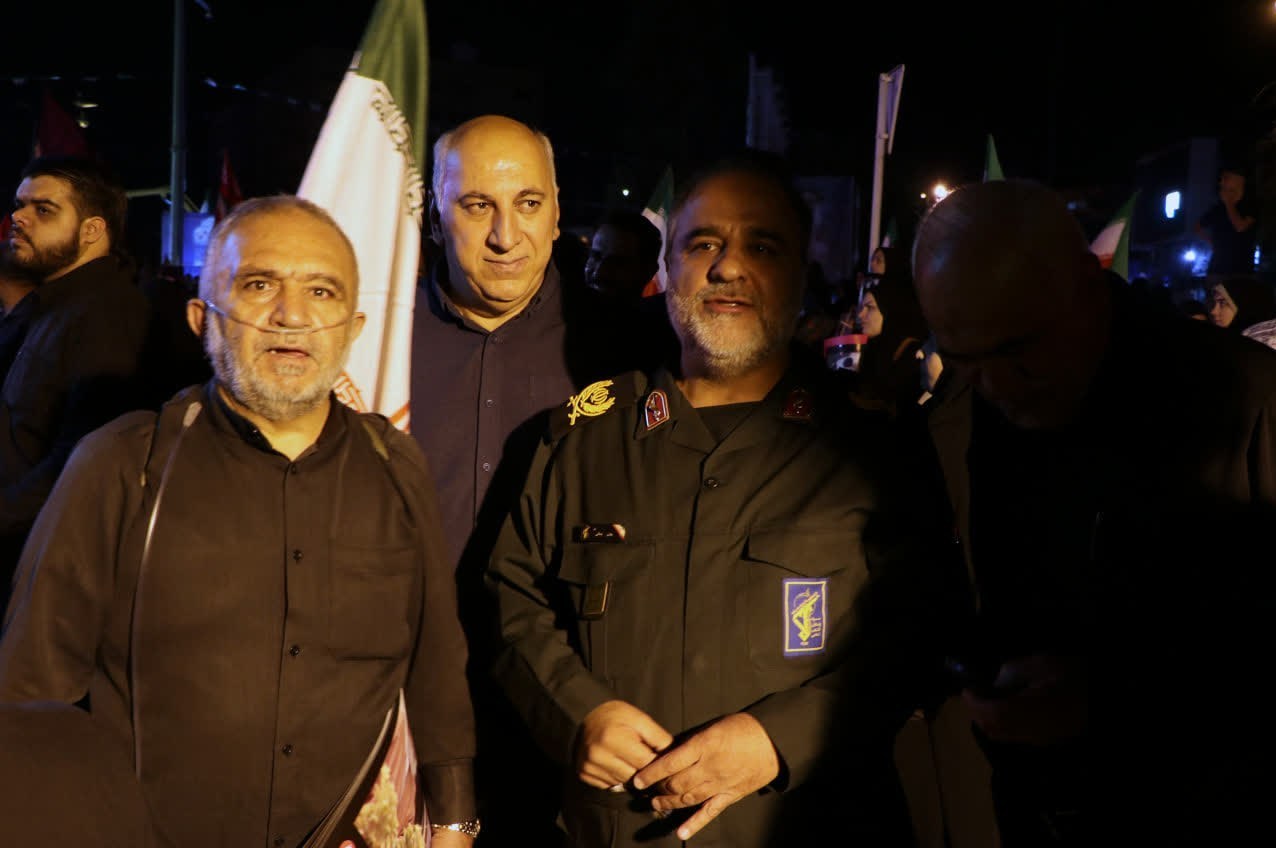 شیراز میزبان آیین «جاماندگان از قافله عشق» شد + تصاویر اخبار شیراز , اخبار استان فارس , بدرقه آقای شهید ایران , تشییع آیتاللهالعظمی سید علی خامنهای , شهید امام خامنه ای (ره) ,