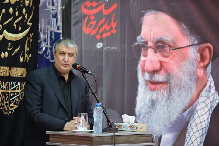 صنعت هسته‌ای میراث امام شهید است